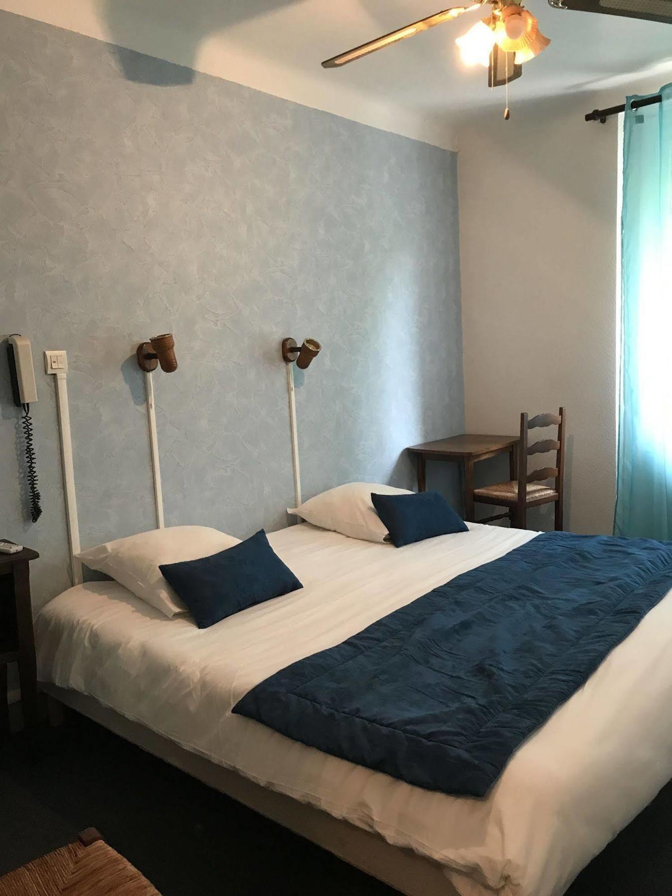 Au Royal Hotel Carcassonne Dış mekan fotoğraf