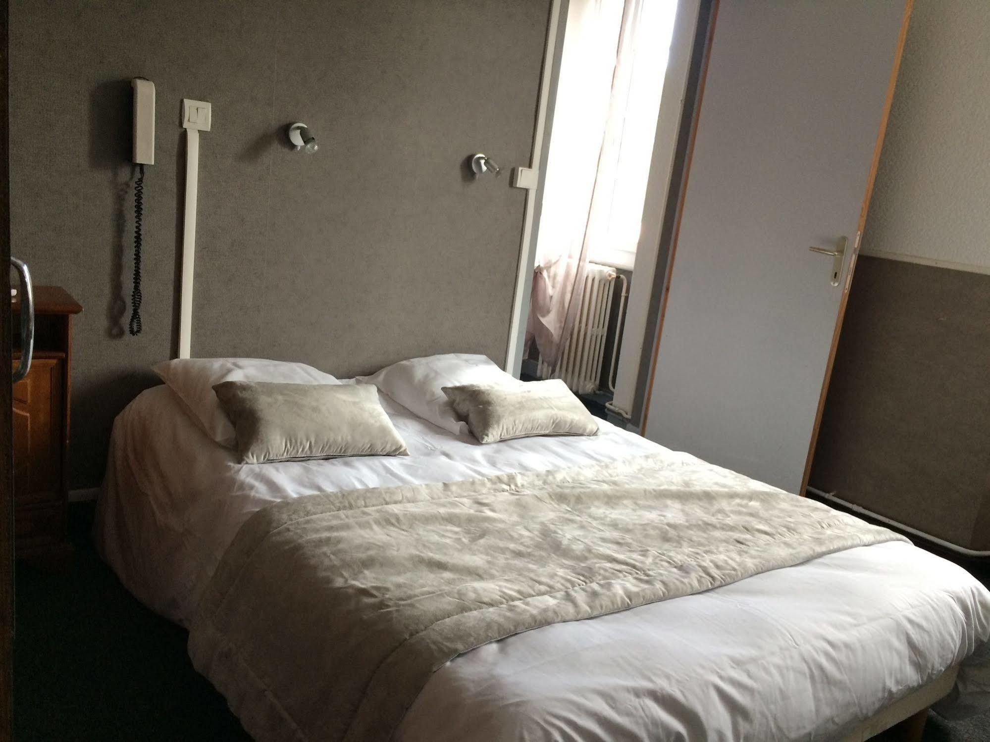 Au Royal Hotel Carcassonne Dış mekan fotoğraf